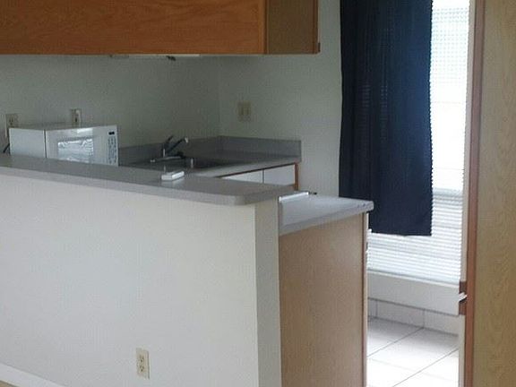 2nd image of 40 Waiohuli St #A