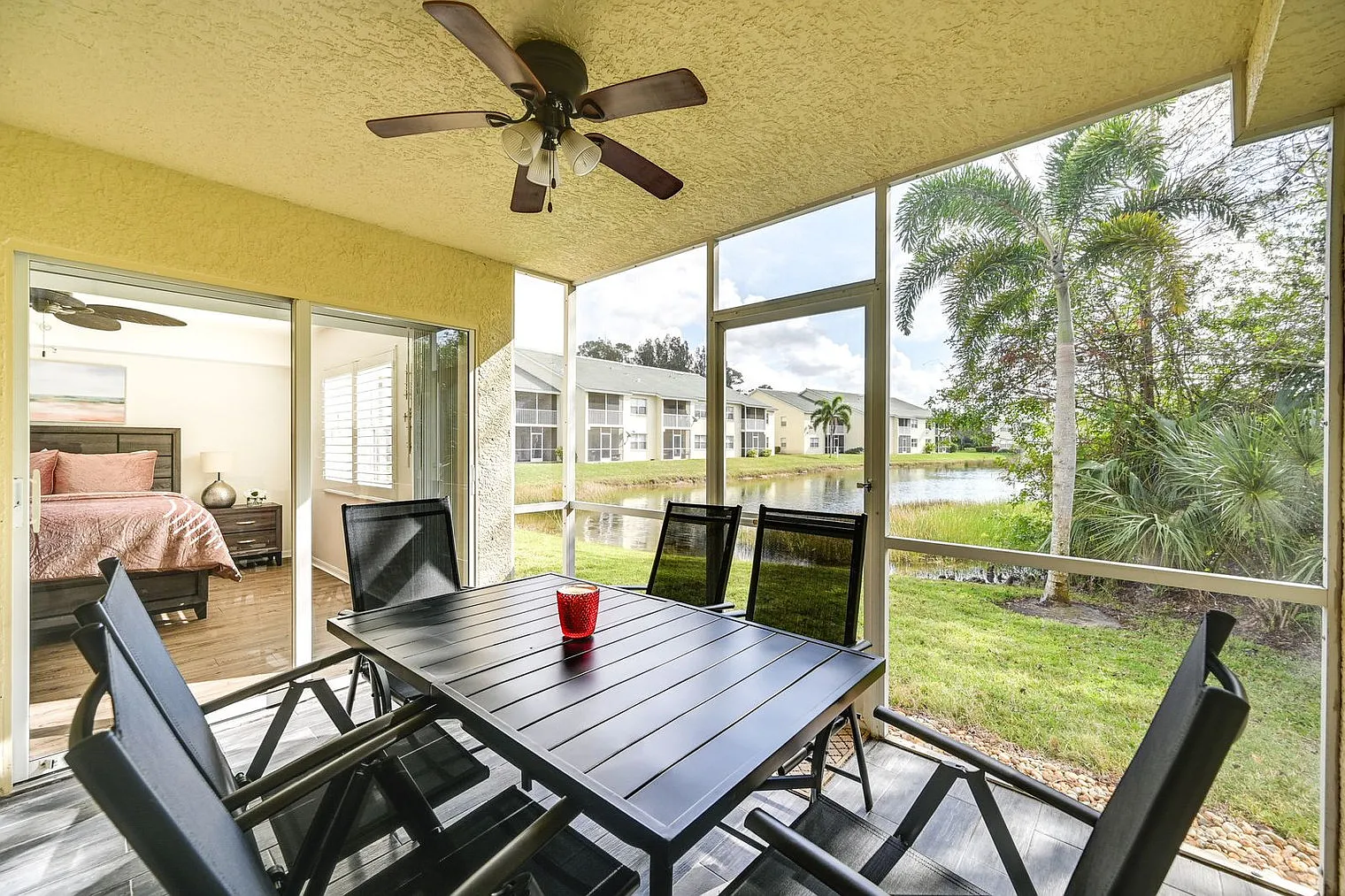 2 bed, 2.0 bath, 1367 sqft, $2,559 — Photo 4