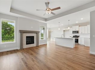 3041 NW 95th Ter, Kansas City, MO 64154