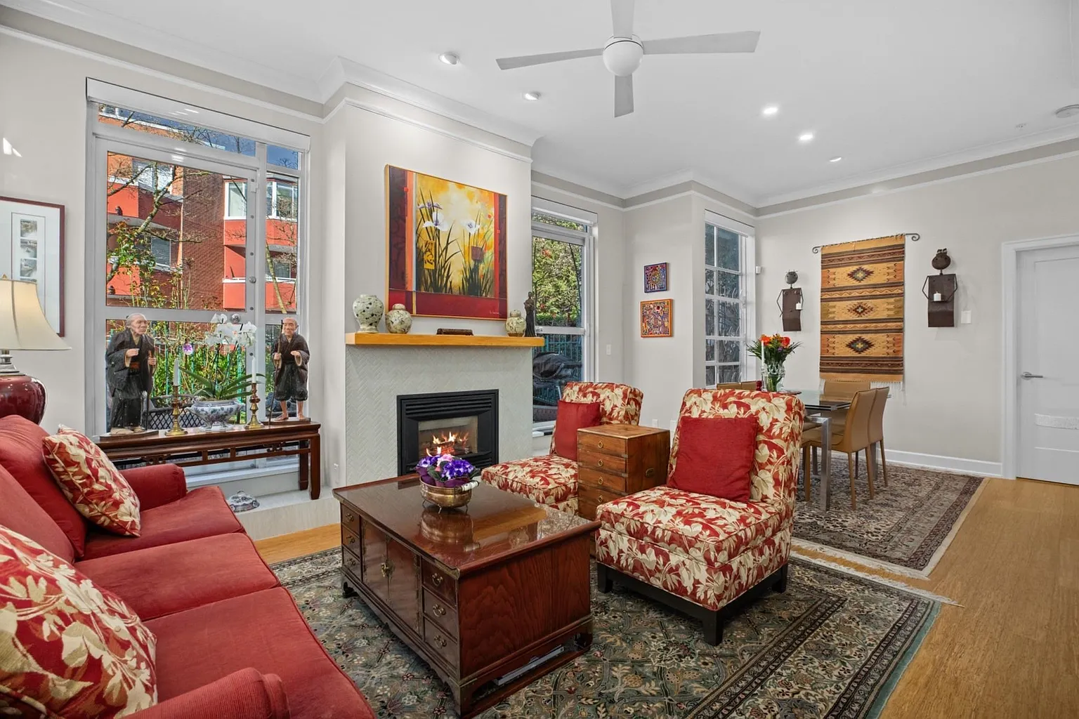 1928 Nelson St #106 photo 1