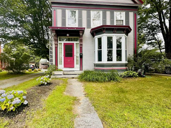 25 Elm Street, Skowhegan, ME 04976