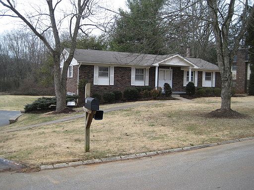 1st image of 609 Hardwicke Dr