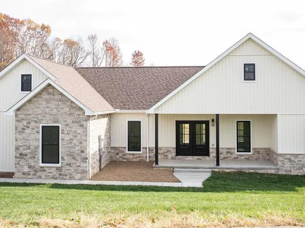 51 Virginia Oaks Drive, Moundsville, WV 26041