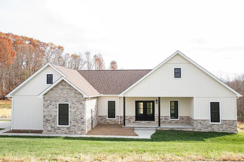 51 Virginia Oaks Drive photo 1