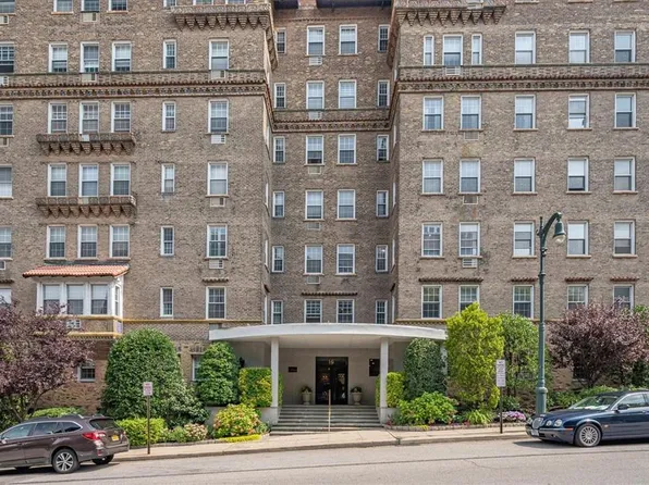16 N Chatsworth Avenue #310, Larchmont, NY 10538