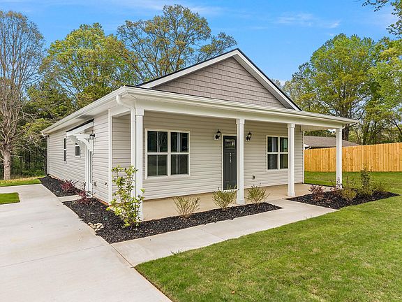 2nd image of 313 Ponder Rd