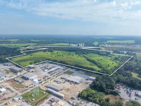 145 Lakeview Dr, Broussard, LA 70518