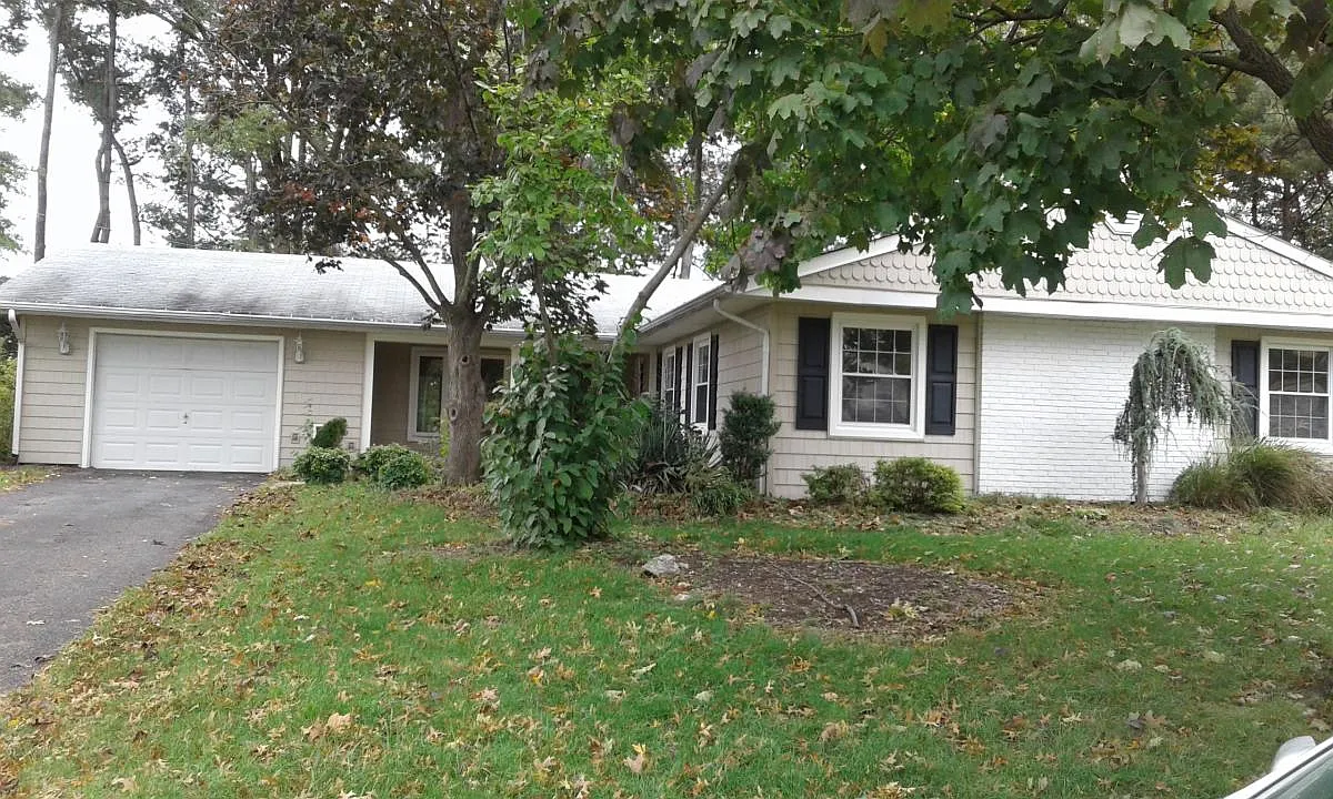 Building Photo - 70 Eddington Ln