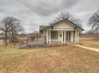 1224 N Main St, Sand Springs, OK 74063