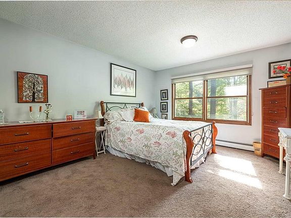 2nd image of 3147 Cedarwood Ln