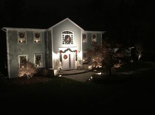 10 Blackfoot Dr, Nashua, NH 03063