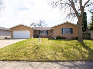 3385 25th Ave, Marion, IA 52302