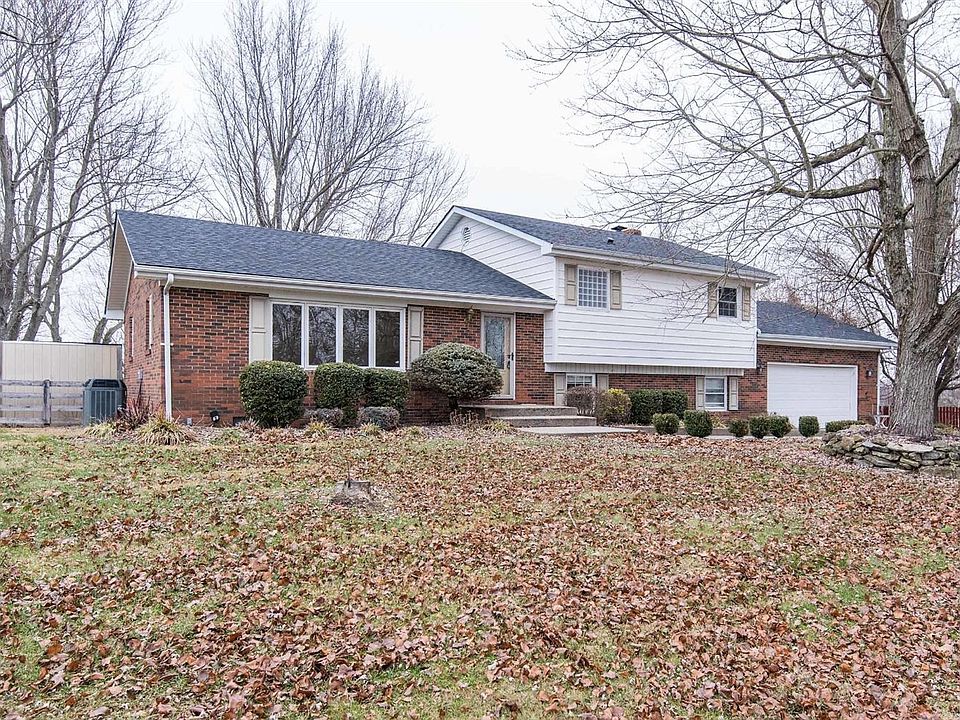 1st image of 132 Virginia Dr