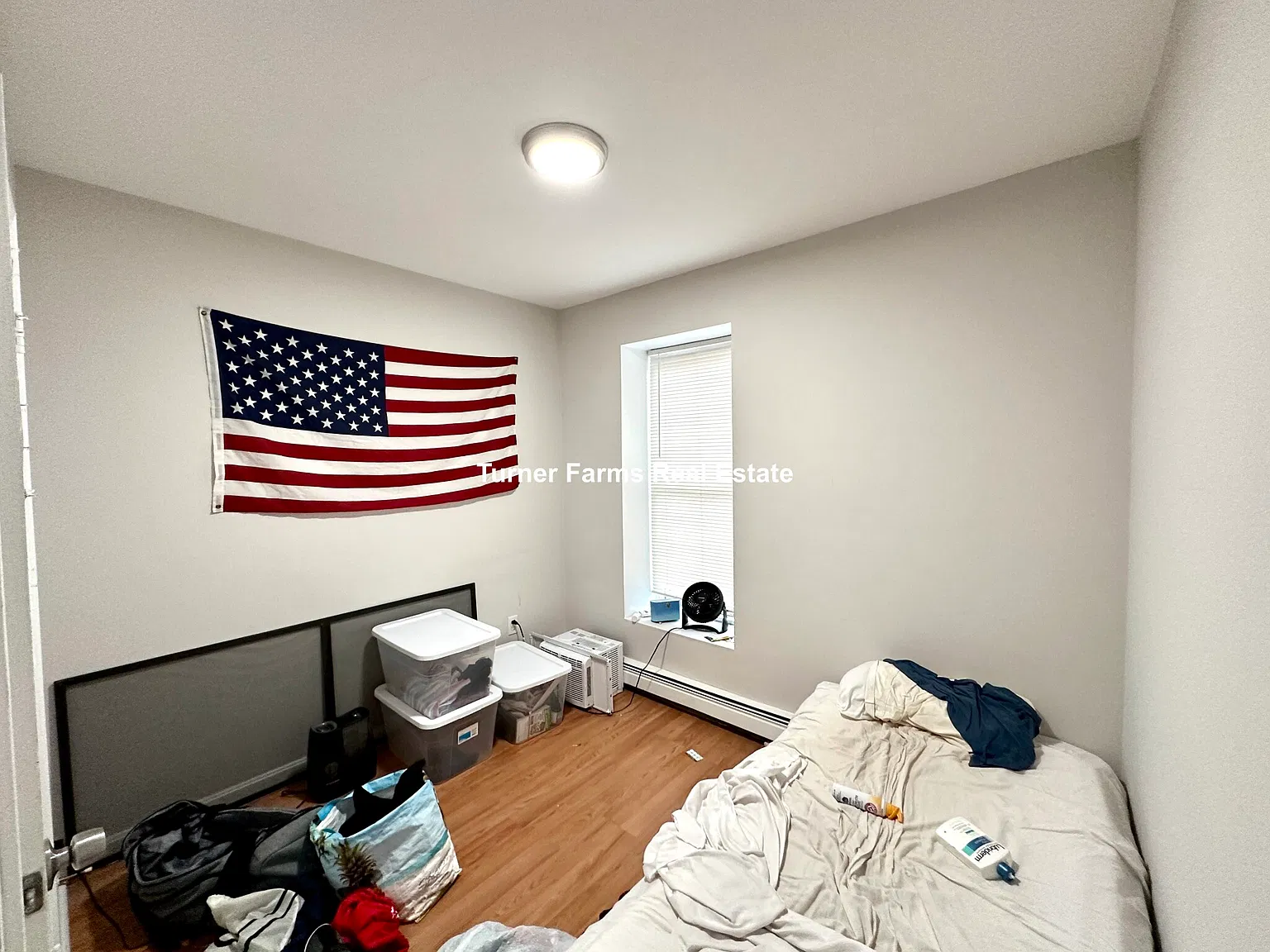 3 bed, 8888 sqft, $5,200 — Photo 2