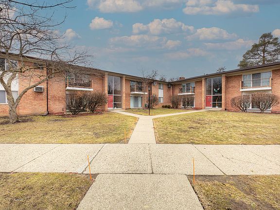 2nd image of 1201 Island Dr APT 204