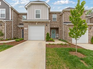 7156 Mapleside Ln, Fairview, TN 37062
