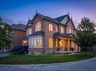 61 Truro Cir N, Brampton, ON L7A 4E6