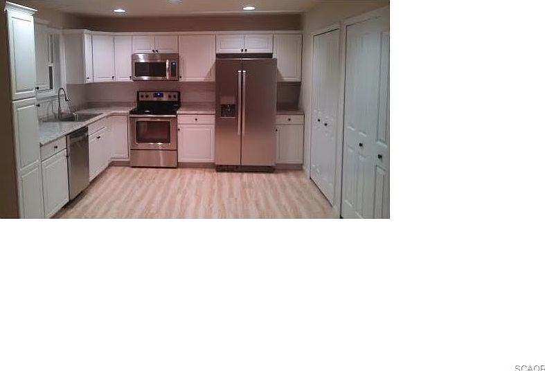2nd image of 22583 Heritage Ln