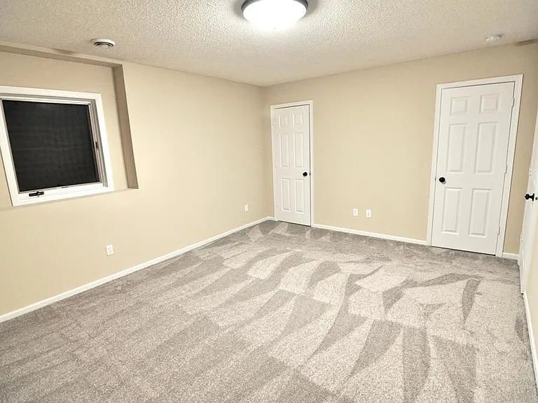 10413 Spyglass Dr — Photo 34