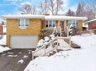 4770 Sherwood Dr, Pittsburgh, PA 15236