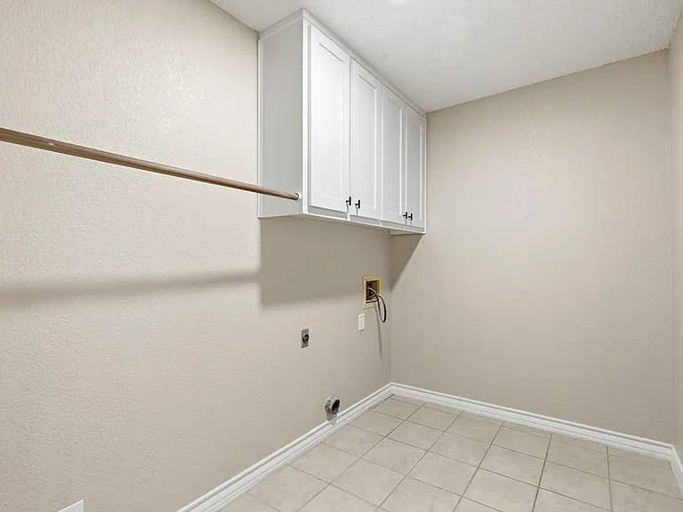 3309 Edgemont Dr — Photo 20
