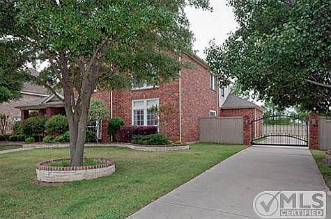 3rd image of 8005 Strathmore Dr