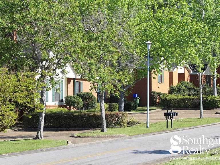 218 Woodshire Dr #218WS — Photo 31
