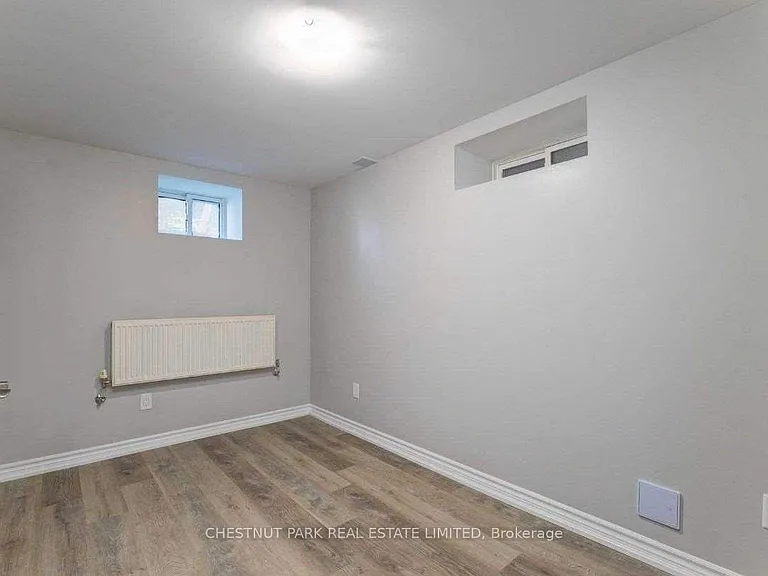 110 Livingstone Ave #LOWER — Photo 12