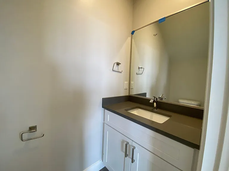 4381 S 1200 W — Photo 10