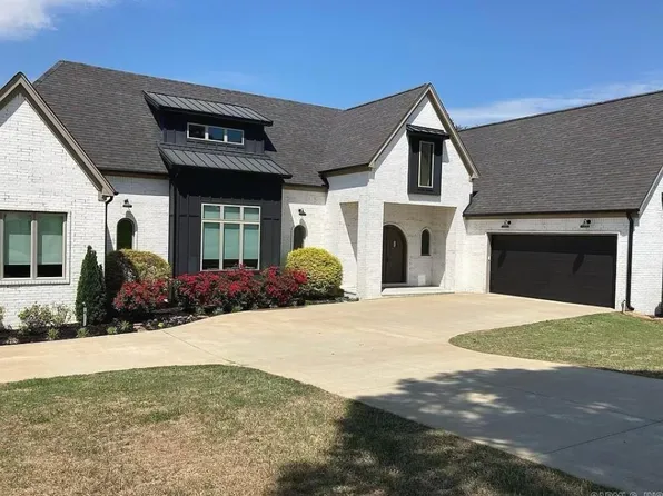 5 E Chateau Estate Dr, Greenbrier, AR 72058