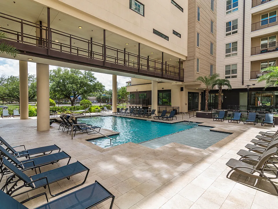 5755 Hermann Park