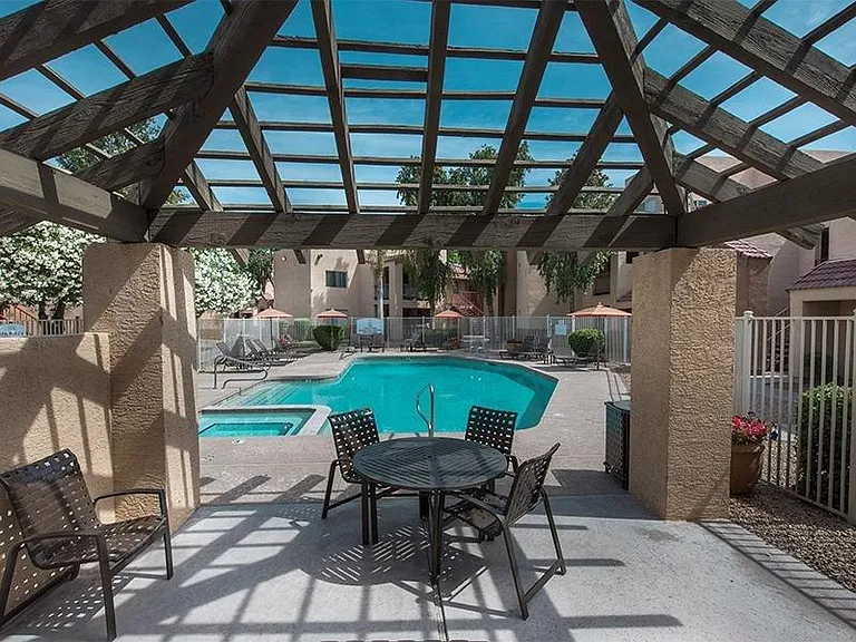 Ventana Palms — Photo 6