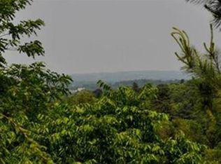 10 Maugus Hill Rd, Wellesley, MA 02481