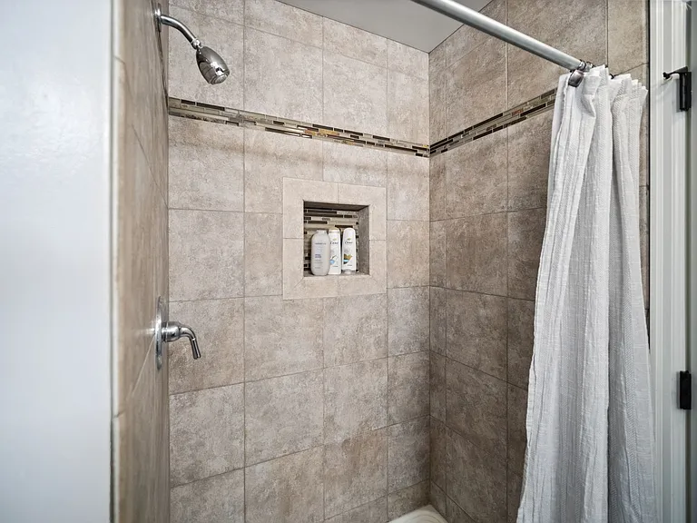 165 S Post St #305 — Photo 26