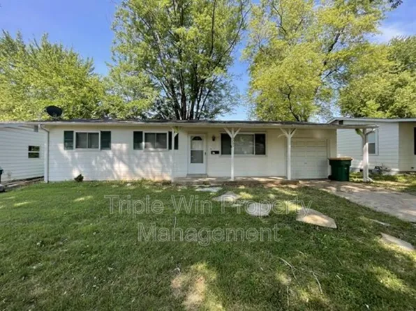 10203 Trio Ln, Saint Louis, MO 63137