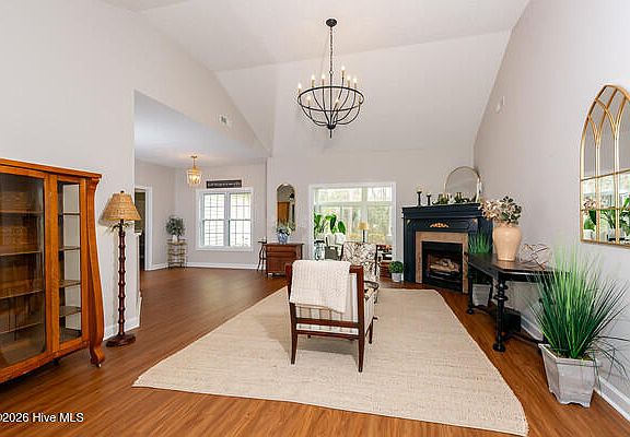 5th image of 122 Neuchatel Road