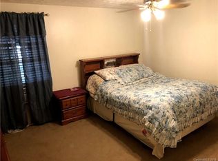 7912 Monfreya Ct, Charlotte, NC 28212