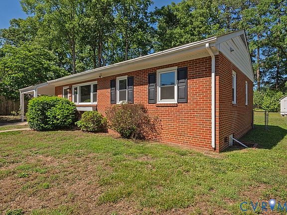 3rd image of 2400 Capehart Rd