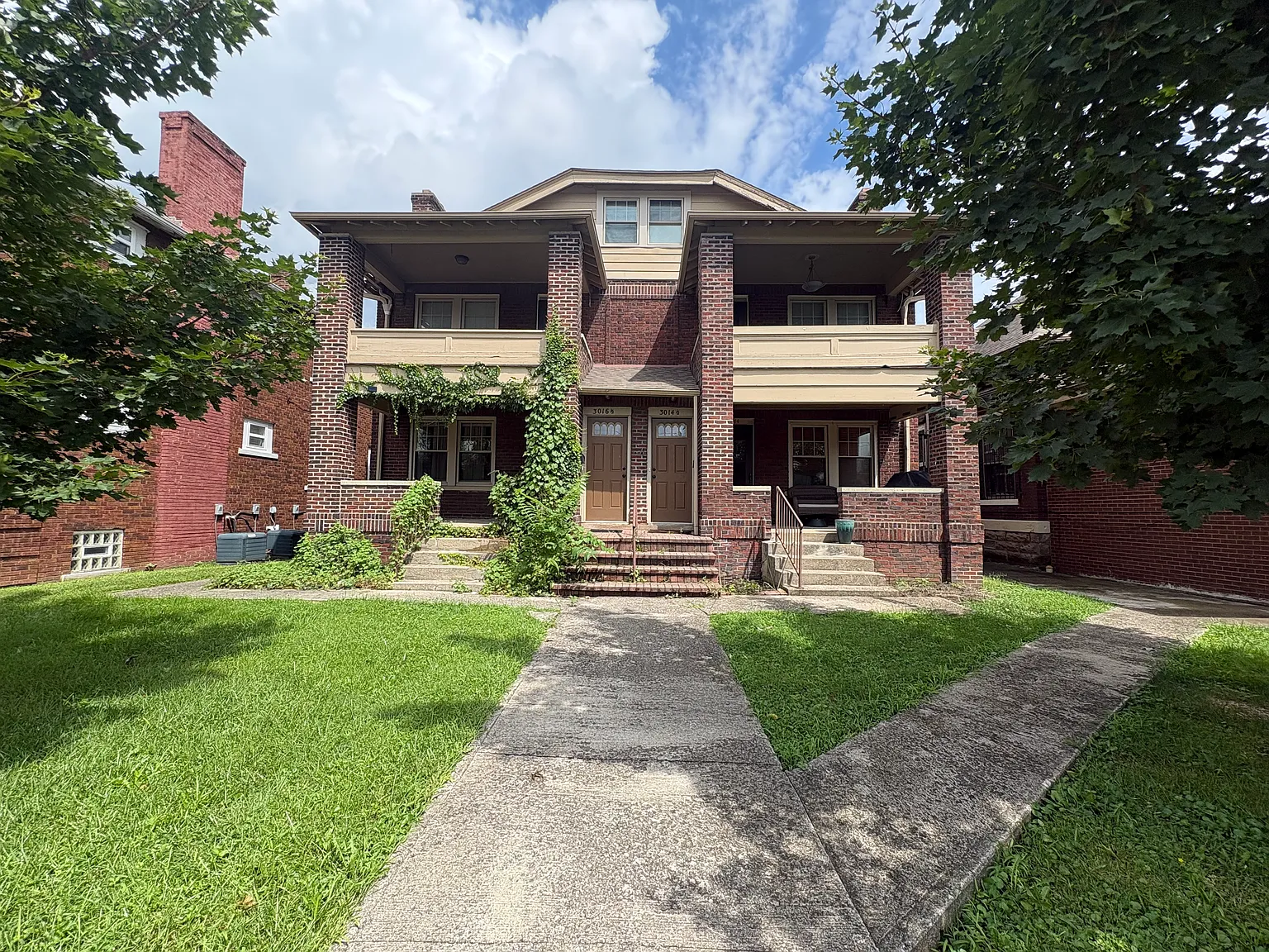 1 bed, 1040 sqft, $1,195 — Photo 2