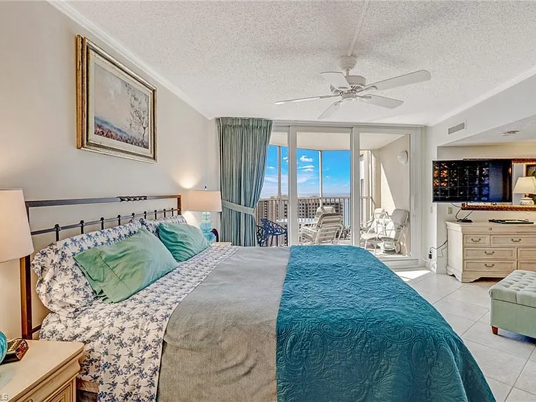 4041 Gulf Shore Blvd N #4 — Photo 33