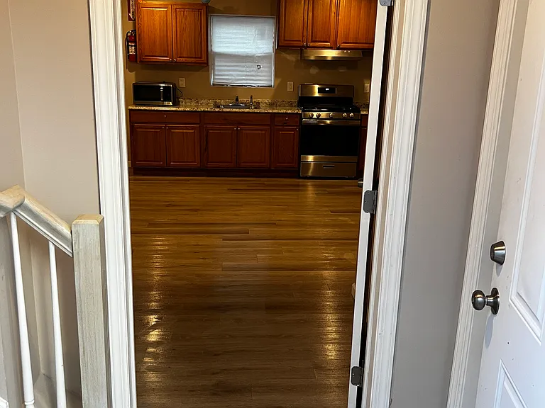 61 N 5th St #B — Photo 33