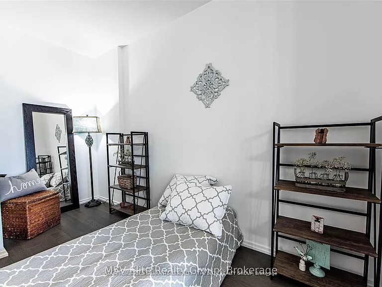 5 Soudan Ave #1512 — Photo 4