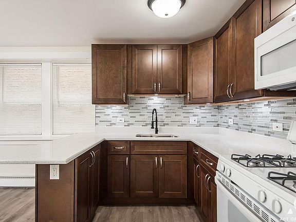 3rd image of 2504 S 57th Ave