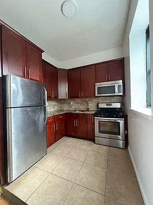 Rented by Hagstrom Management Inc | media 22