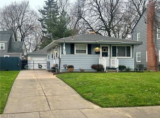68 Harcourt Dr, Akron, OH