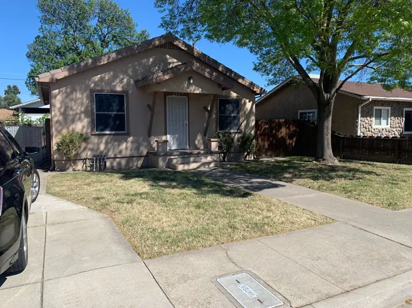 237 S Church Ave, Oakdale, CA 95361