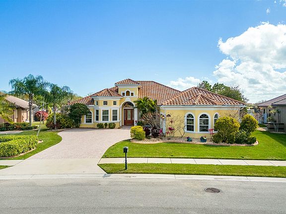 3rd image of 3210 Levanto Dr