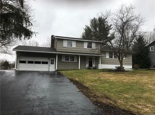 7650 Farmington Rd, Manlius, NY 13104