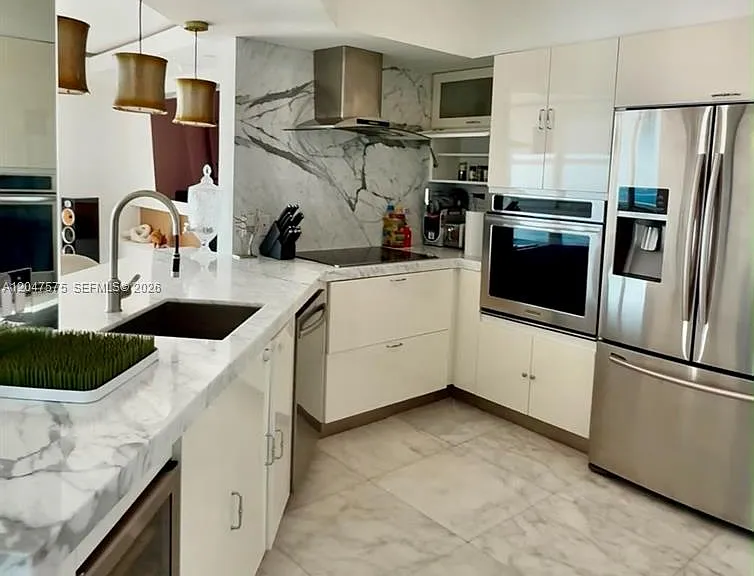 9201 Collins Ave #826 — Photo 7
