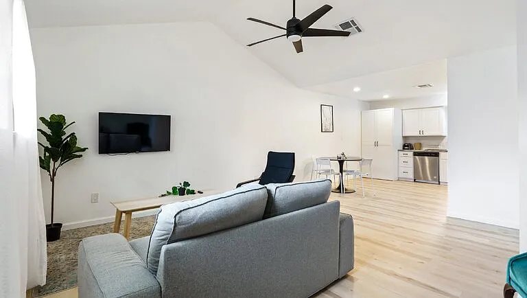 1118 Ebert Ave #C — Photo 21